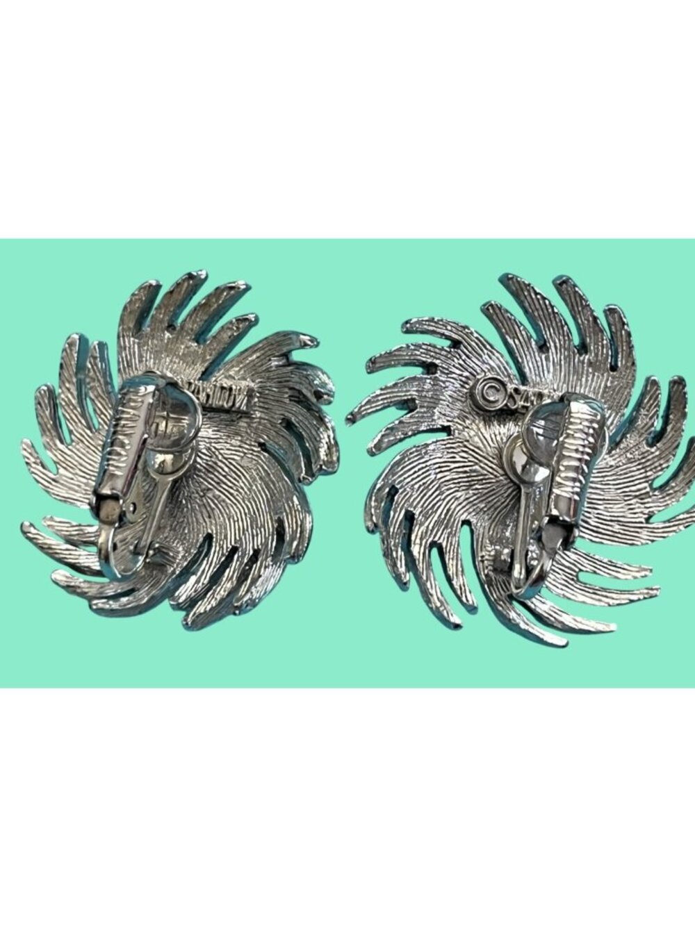 Vintage Sarah Coventry Silver-Tone Swirl Clip-On Earrings With Faux Pearl Center - Picture 2 of 7